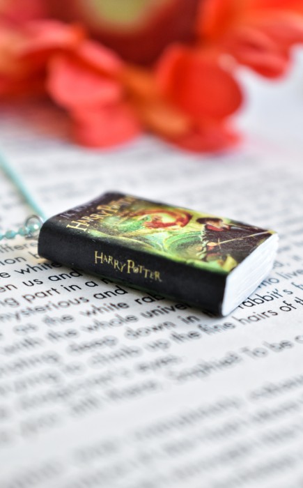 Κολιέ βιβλίο Harry Potter and the Chamber of Secrets Κολιέ βιβλίο Harry Potter and the Chamber of Secrets