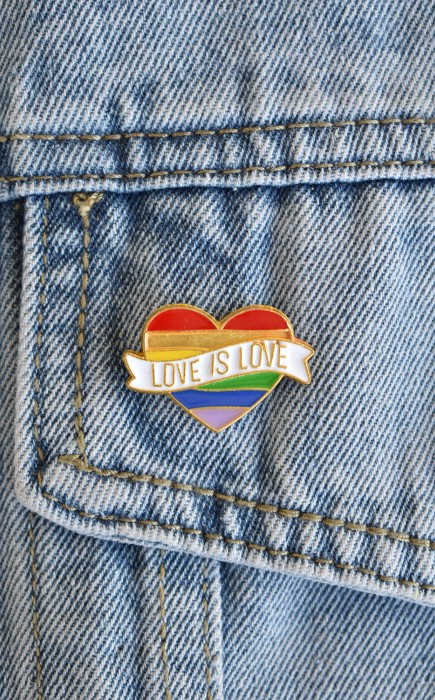 ΛΟΑΤ Καρφίτσα Love is Love ΛΟΑΤ Καρφίτσα Love is Love
