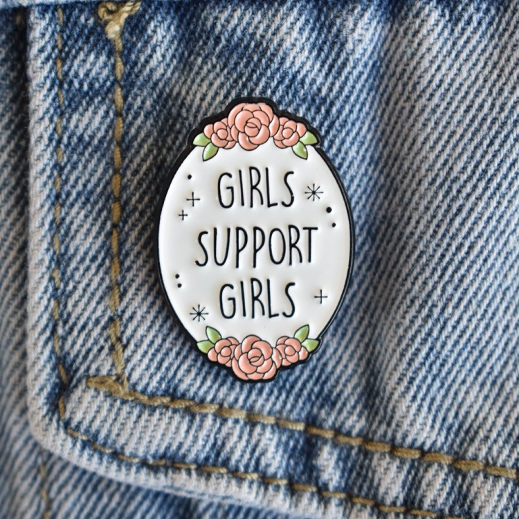 Φεμινιστική Καρφίτσα Girls Support Girls