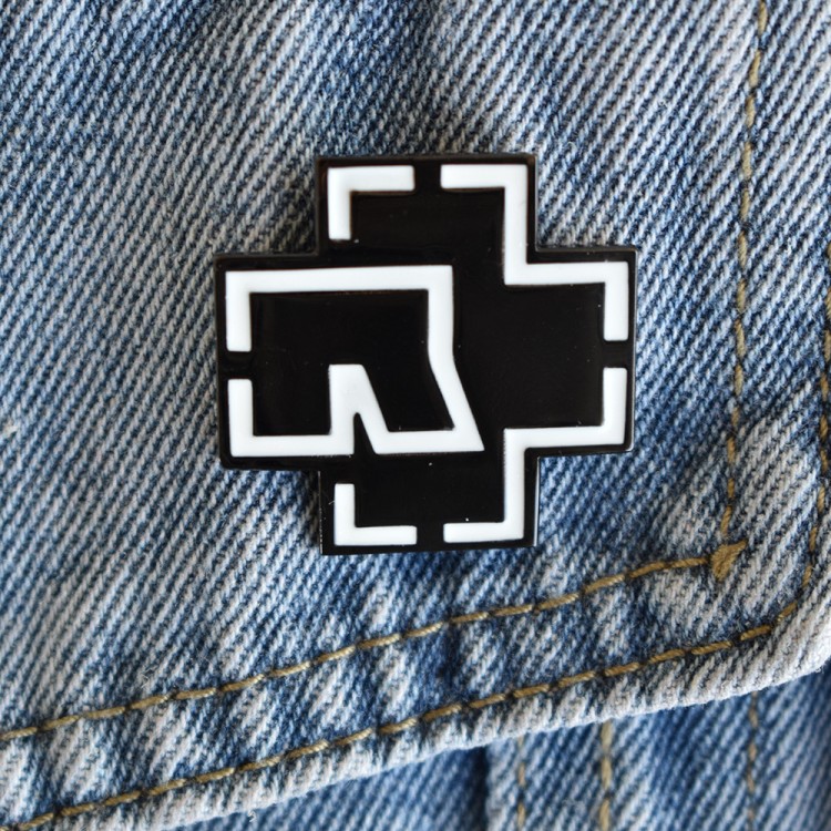 Καρφίτσα Rammstein Logo