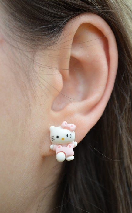 Σκουλαρίκια Καρφωτά Hello Kitty με Ροζ Φόρεμα Σκουλαρίκια Καρφωτά Hello Kitty με Ροζ Φόρεμα