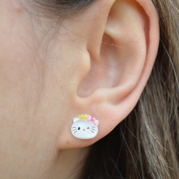Σκουλαρίκια Καρφωτά Hello Kitty με Κορώνα Σκουλαρίκια Καρφωτά Hello Kitty με Κορώνα