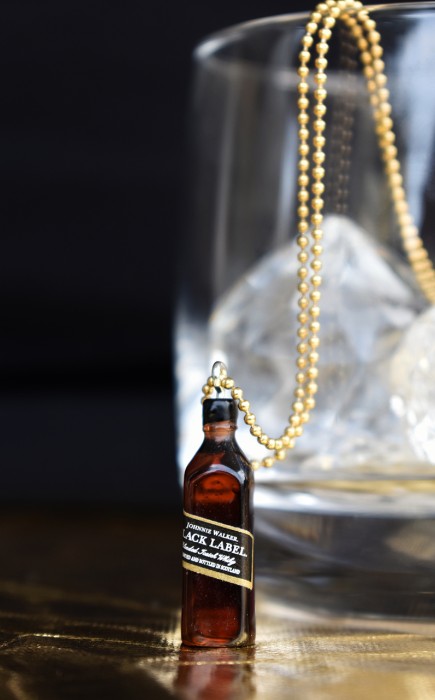 ΚΟΛΙΕ ΜΠΟΥΚΑΛΙ WHISKY BLACK LABEL ΚΟΛΙΕ ΜΠΟΥΚΑΛΙ WHISKY BLACK LABEL