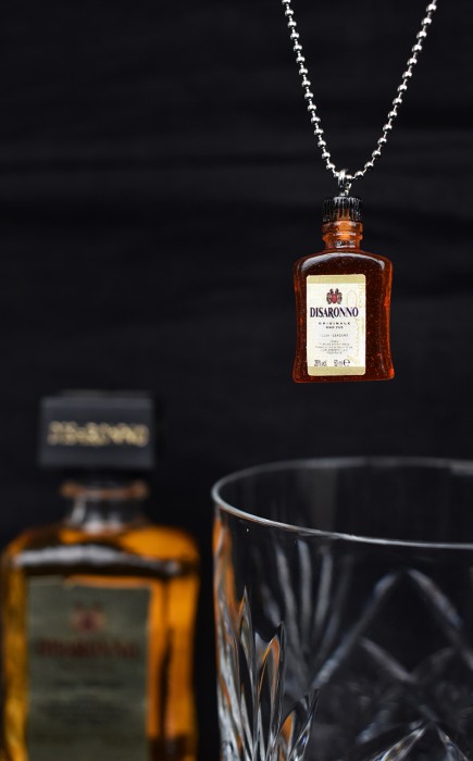 ΚΟΛΙΕ ΜΠΟΥΚΑΛΙ ΛΙΚΕΡ DISARONNO ΚΟΛΙΕ ΜΠΟΥΚΑΛΙ ΛΙΚΕΡ DISARONNO
