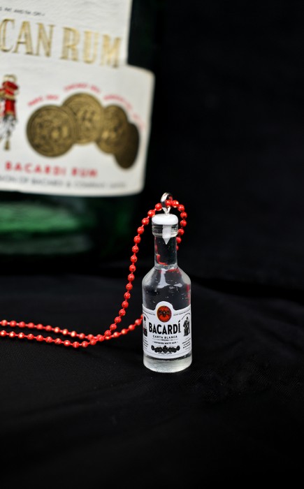 ΚΟΛΙΕ ΜΠΟΥΚΑΛΙ ΡΟΥΜΙ BACARDI ΚΟΛΙΕ ΜΠΟΥΚΑΛΙ ΡΟΥΜΙ BACARDI