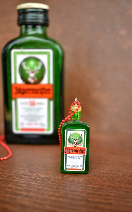 ΚΟΛΙΕ ΜΠΟΥΚΑΛΙ ΛΙΚΕΡ JAGERMEISTER ΚΟΛΙΕ ΜΠΟΥΚΑΛΙ ΛΙΚΕΡ JAGERMEISTER